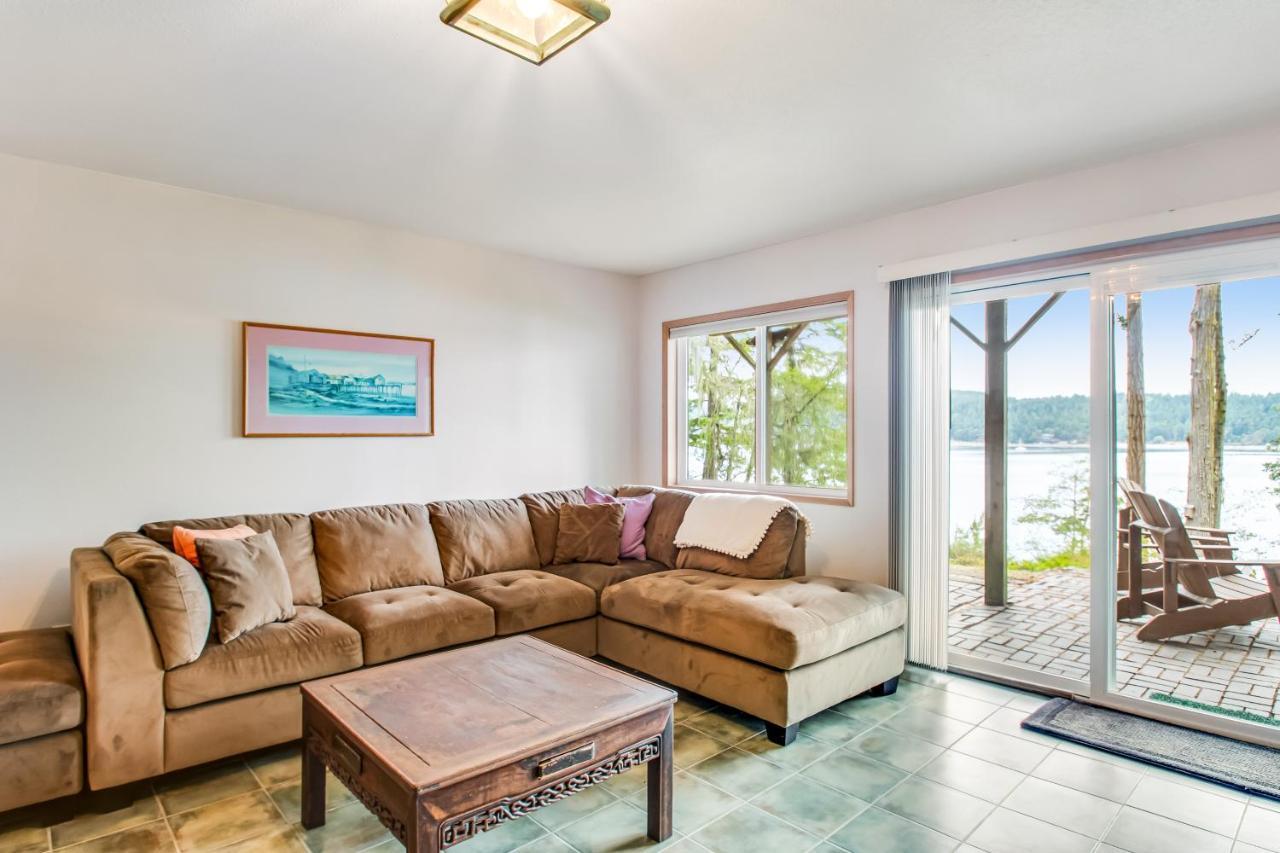 Snug Harbor Hideout Villa Islandale Exterior photo